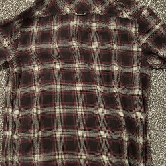 Brand new O’Neil flannel. Brown. Size large. Never worn - Picture 3 of 3